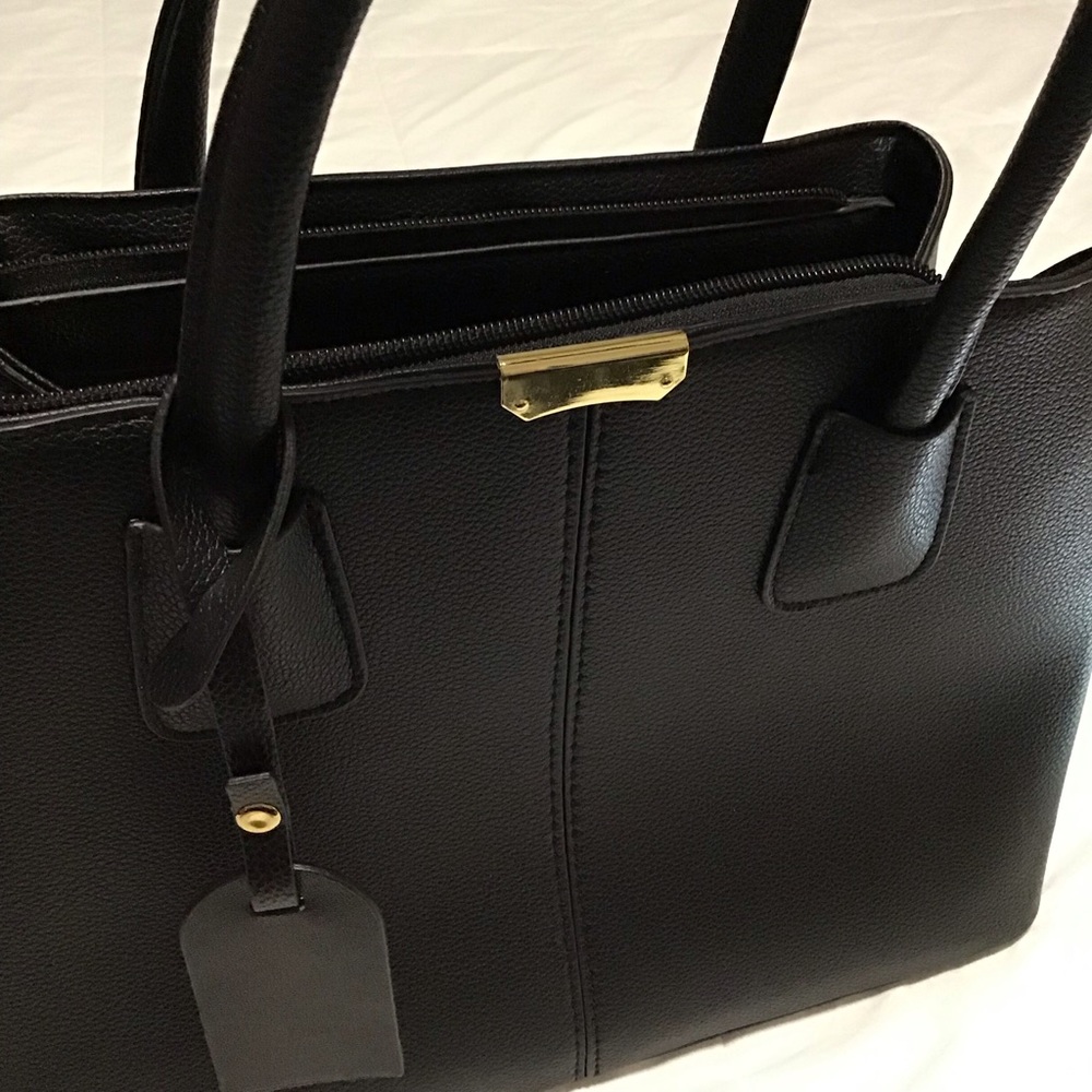 Black Leather Handbag - Picture 11 of 11